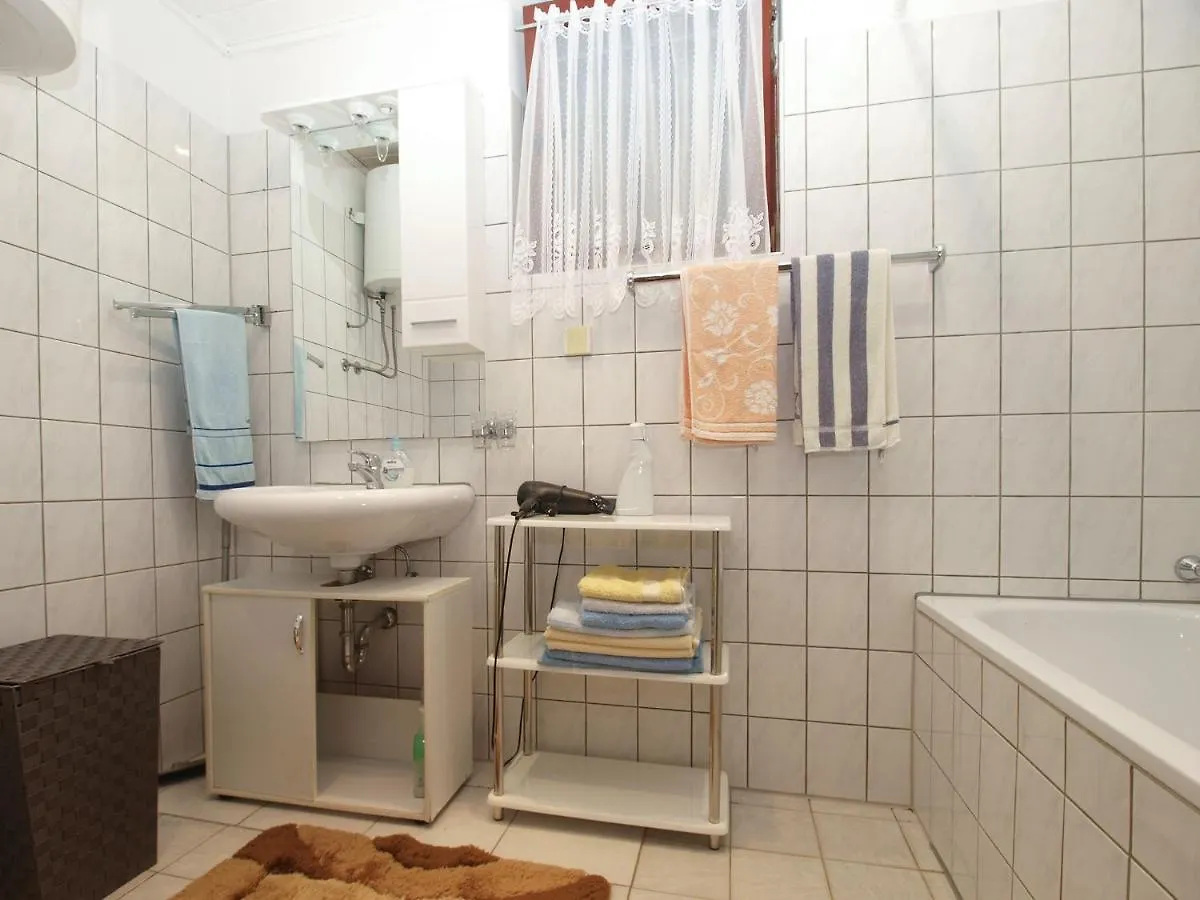 Apartments Ivanka 934 法扎纳