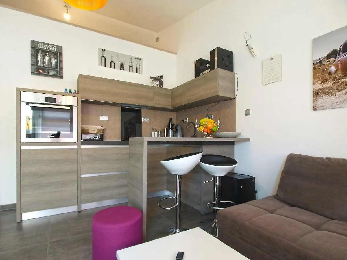 Apartments Ivanka 934 파자나